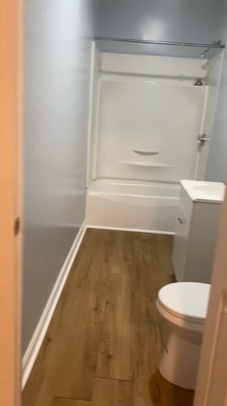 Building Photo - 9 Townsend St