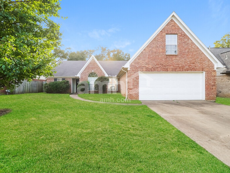 Primary Photo - 5767 Kuykendall Dr