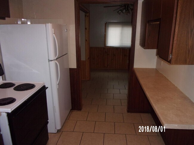 Building Photo - 1413 Anderson Rd