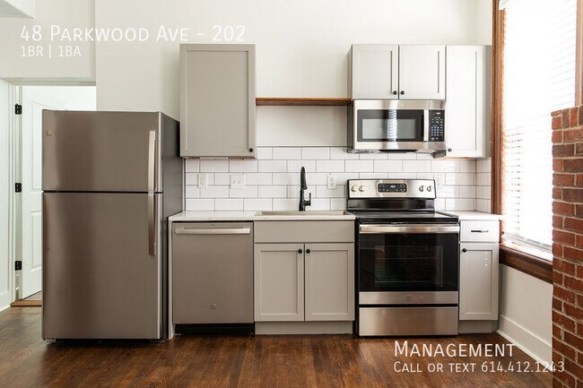 Building Photo - 48 Parkwood Ave