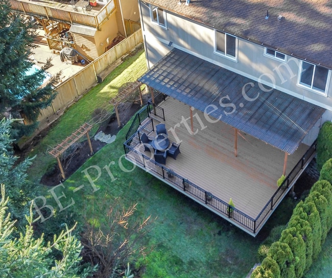 Building Photo - Beautiful Federal Way Home