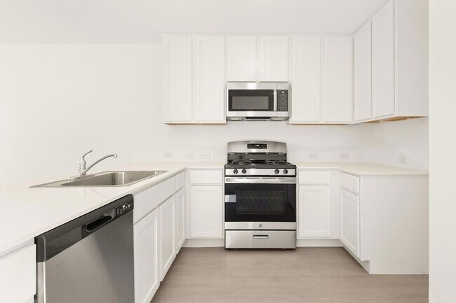 Building Photo - 2914 Carnelian Trl