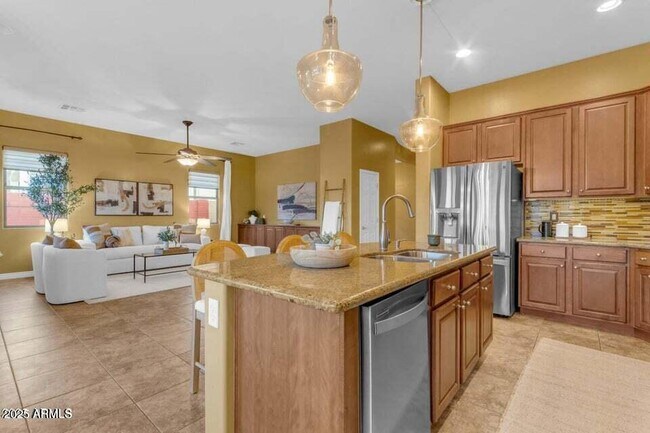 Building Photo - 17564 W Verdin Rd