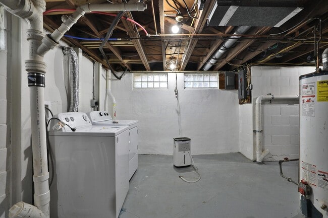 Building Photo - 124 N Gould Rd