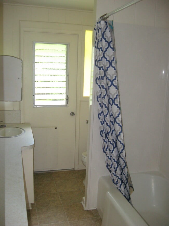 Building Photo - 2939 Kaamalio Dr