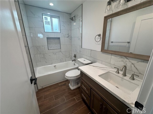 Building Photo - 1318 W 131st St