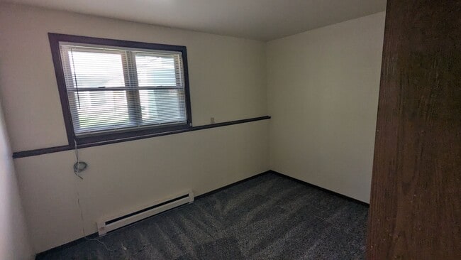 Building Photo - 505 Chestnut St