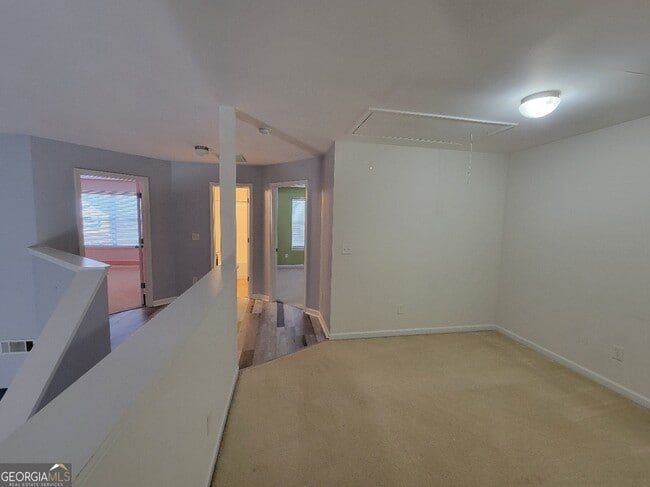 Building Photo - 175 Stillwood Dr