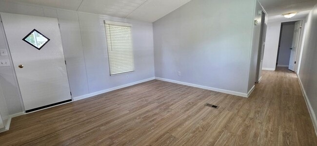 Building Photo - 164 N Duck Ave