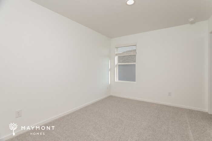 Building Photo - 10120 Gap Crk