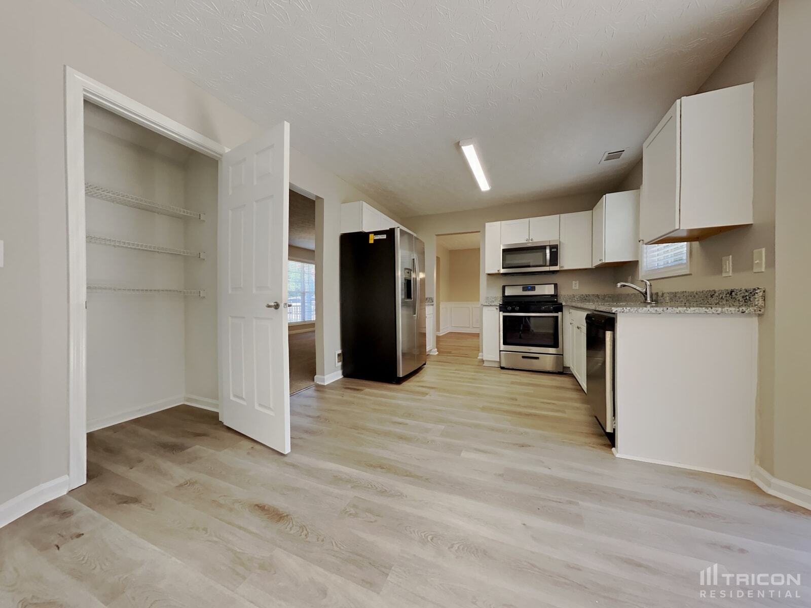 Building Photo - 3046 Langley Rd SW