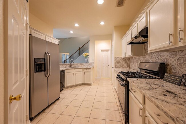 Building Photo - 7219 Crimson Sky Dr