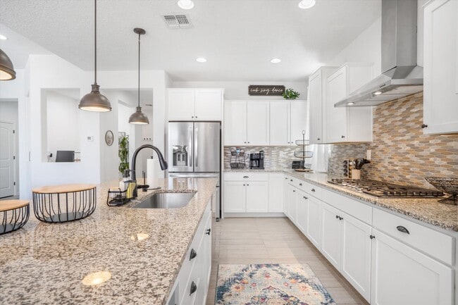 Building Photo - Recent Construction Fully Furnished 4 Bedroom Home Available Near Golf Course Rd & Southern Blvd!