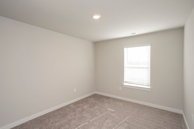 Building Photo - 4509 Sardius Dr