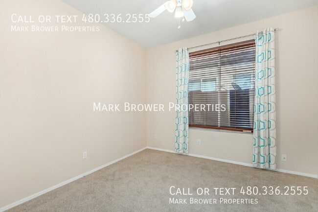 Building Photo - 4326 E Melinda Ln