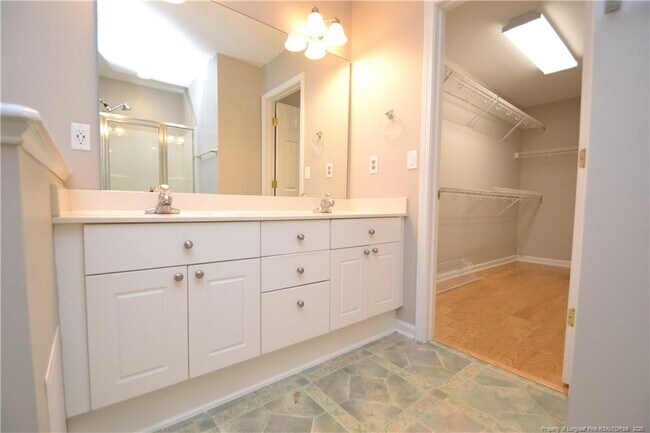Building Photo - 313 Gooseberry Dr