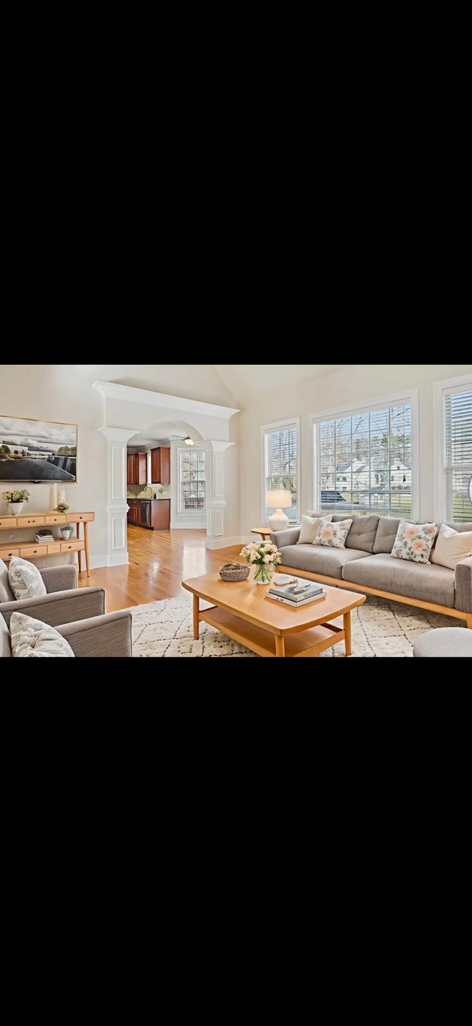 Building Photo - 329 Stumpy Creek Rd