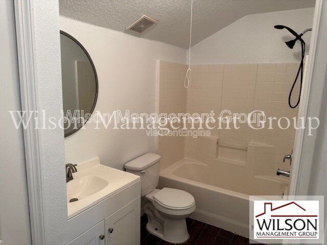 Building Photo - 5083 Luna Negra Dr