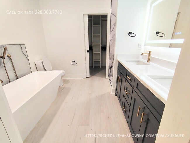 Building Photo - 13770 Wildflower Ln