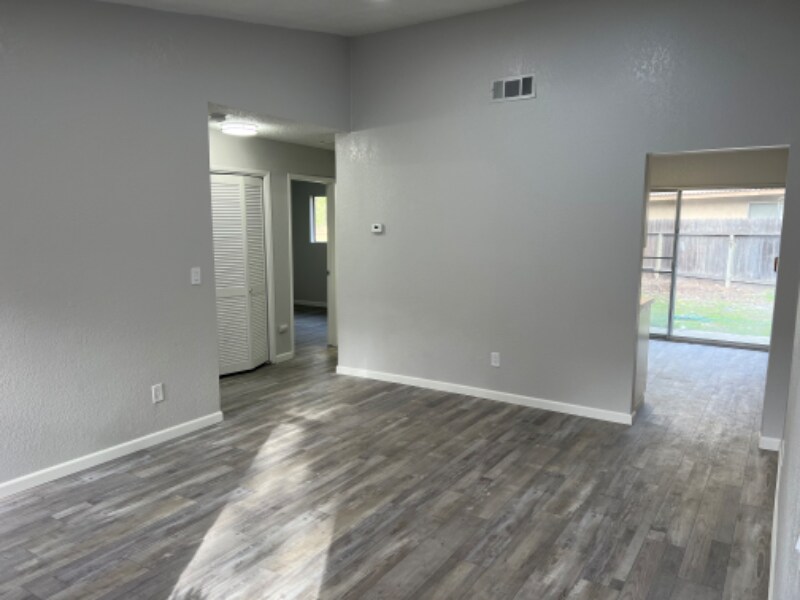 Building Photo - 5641 Passero Way
