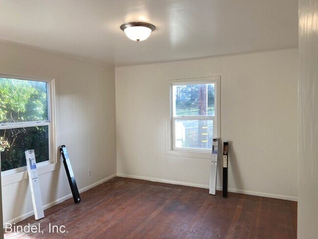 Building Photo - 2 br, 1 bath House - 350 4th