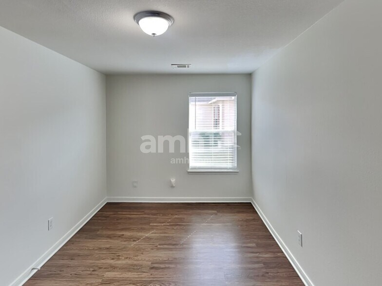 Building Photo - 28829 Sulphur River Ct