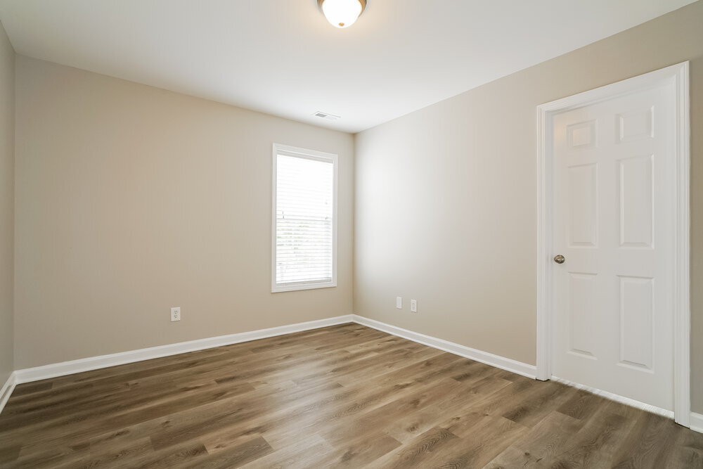 Building Photo - 8115 Willowglen Dr