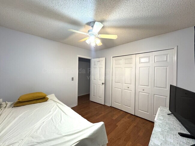 Building Photo - 4955 Southfork Ranch Dr