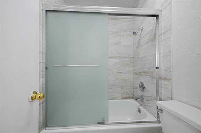 Building Photo - 8095 Meadow Rd