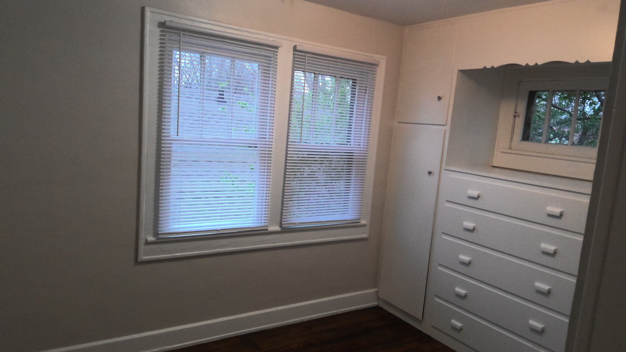 Building Photo - 815 N Bancroft St