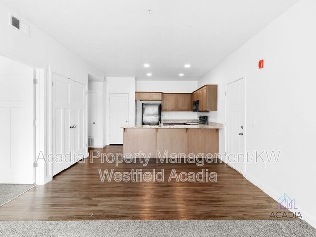 Building Photo - 788 E 500 S