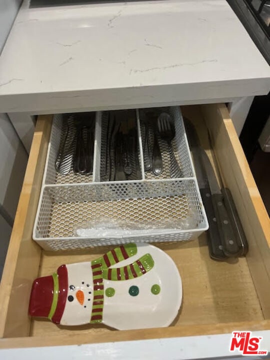 Building Photo - 15522 Sylvan St