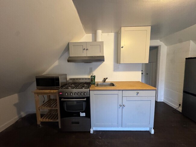 Building Photo - Guadalupe Vega Nolasco