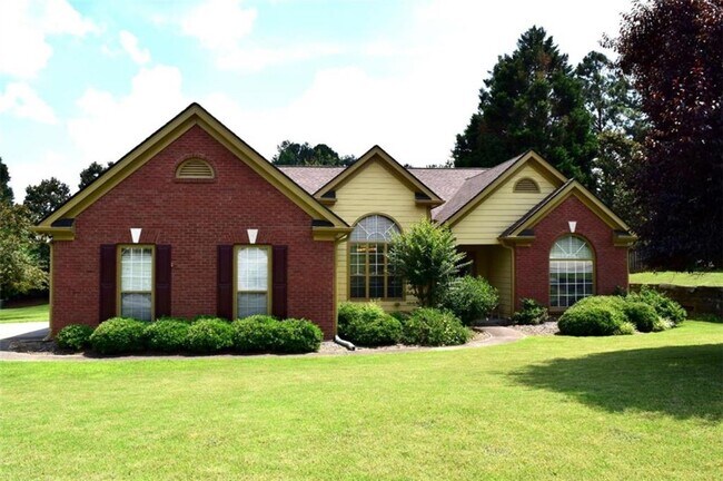 Building Photo - 450 Running Fawn Dr