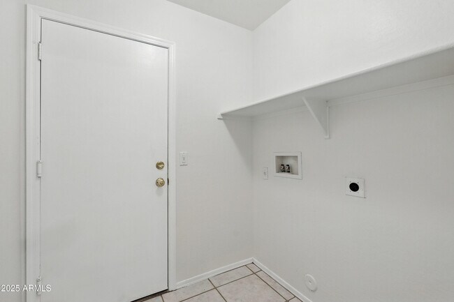 Building Photo - 5307 W Morten Ave