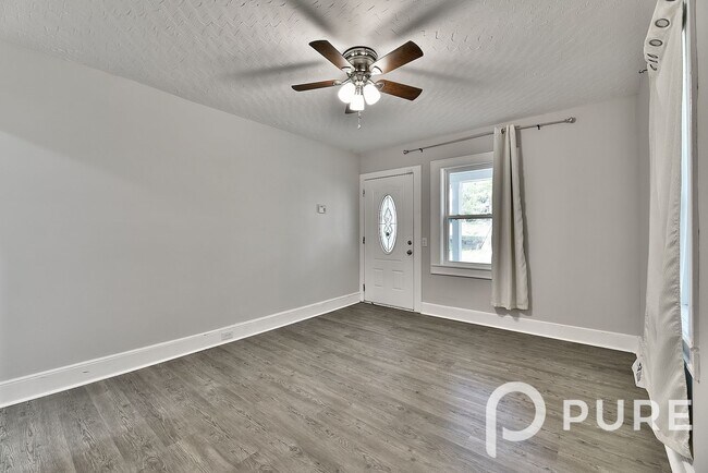 Building Photo - 1414 Mt Vernon St