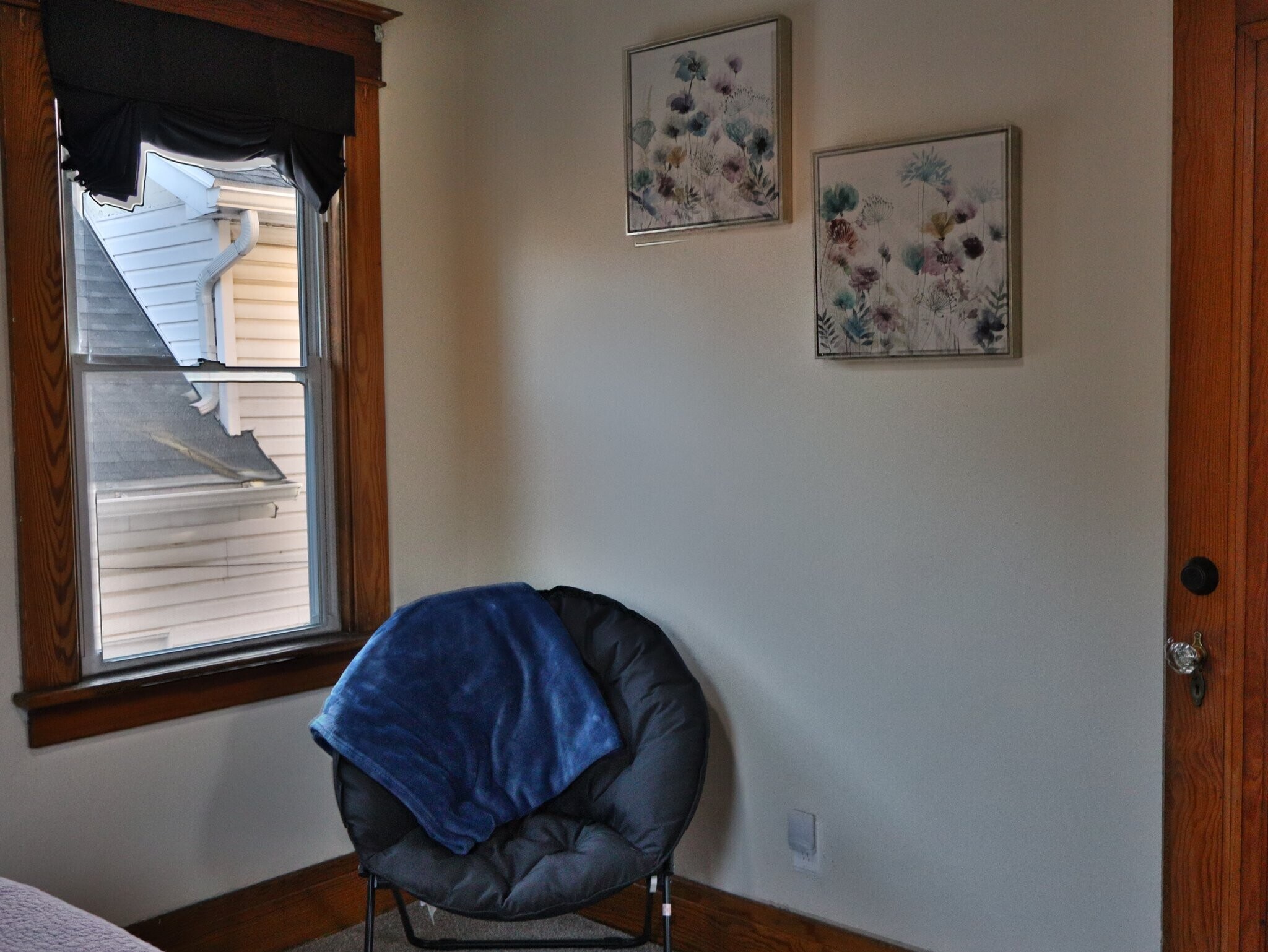 Building Photo - 40 Vincent Ave