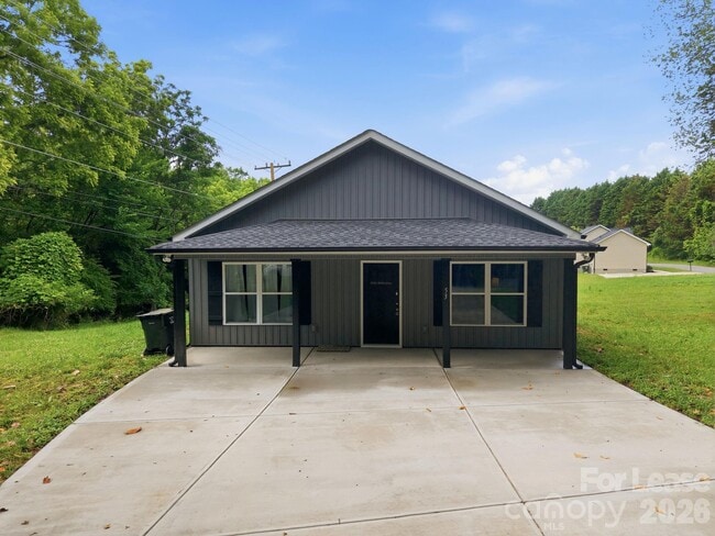 Building Photo - 53 Travora Cir
