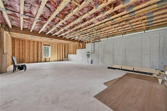 Building Photo - 512 Cedar Crest Cir