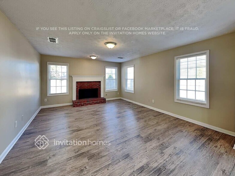 Building Photo - 412 Chadborn Way