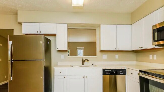 Building Photo - 6815 Turnberry Way