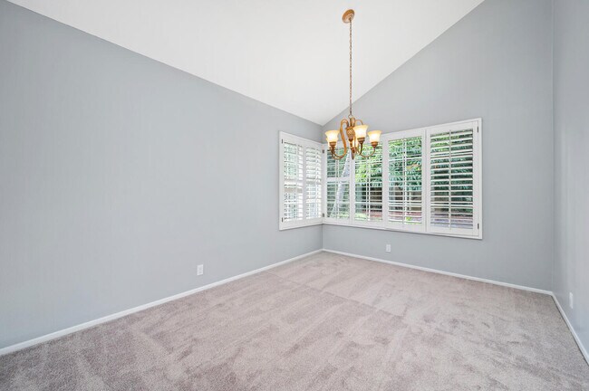 Building Photo - 945 Finnell Way