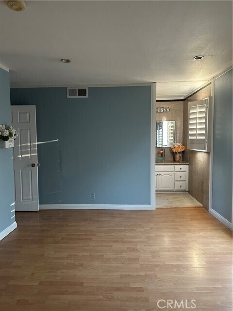 Building Photo - 24237 Seagreen Dr