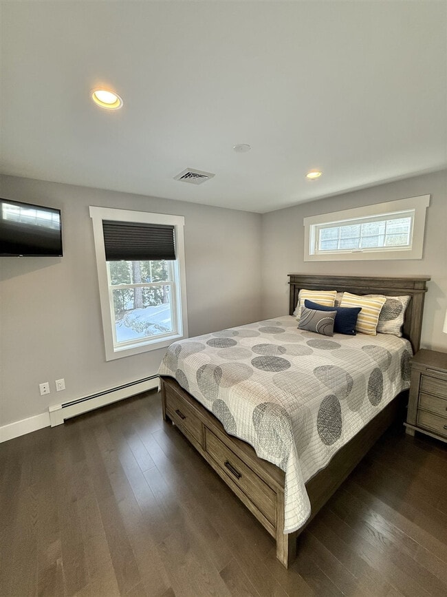 Building Photo - 6 Jeremy Dr