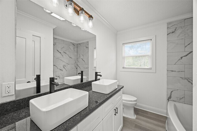 Building Photo - 205 Raymond St