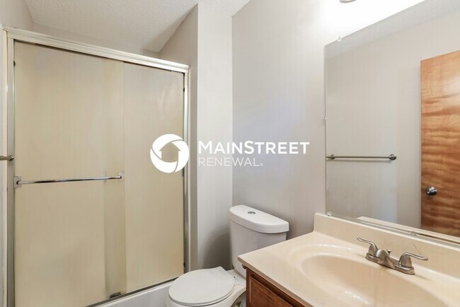 Building Photo - 3 Bedroom Pet-Friendly Home in Belton, MO with Main Street Renewal
