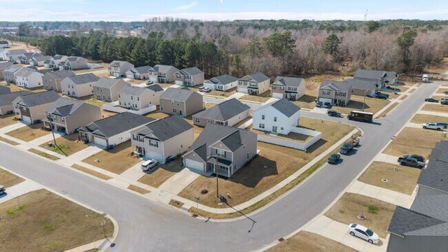 Building Photo - 4500 Sandstone Dr