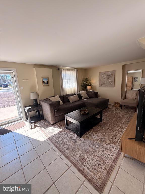 Building Photo - 335 Myrtle Ave