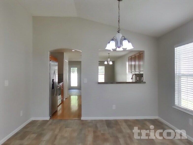 Building Photo - 96043 Starlight Ln