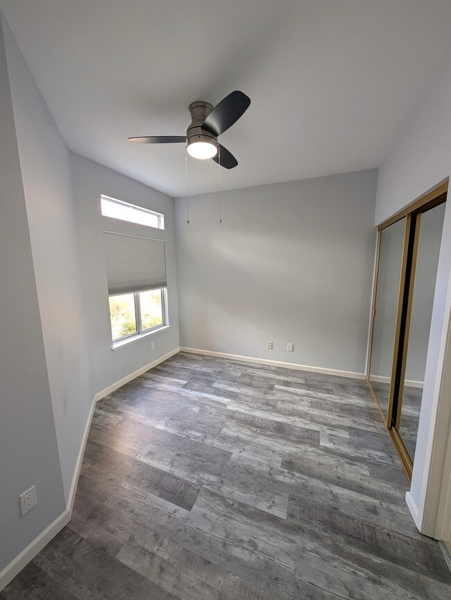 Building Photo - 24003 Arroyo Park Dr